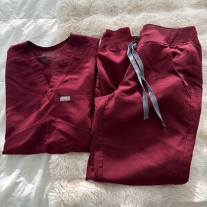 Figs Burgundy Scrub Set XSP/XS